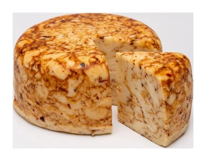 Queso Manchego Chipotle, marca Los Cuates